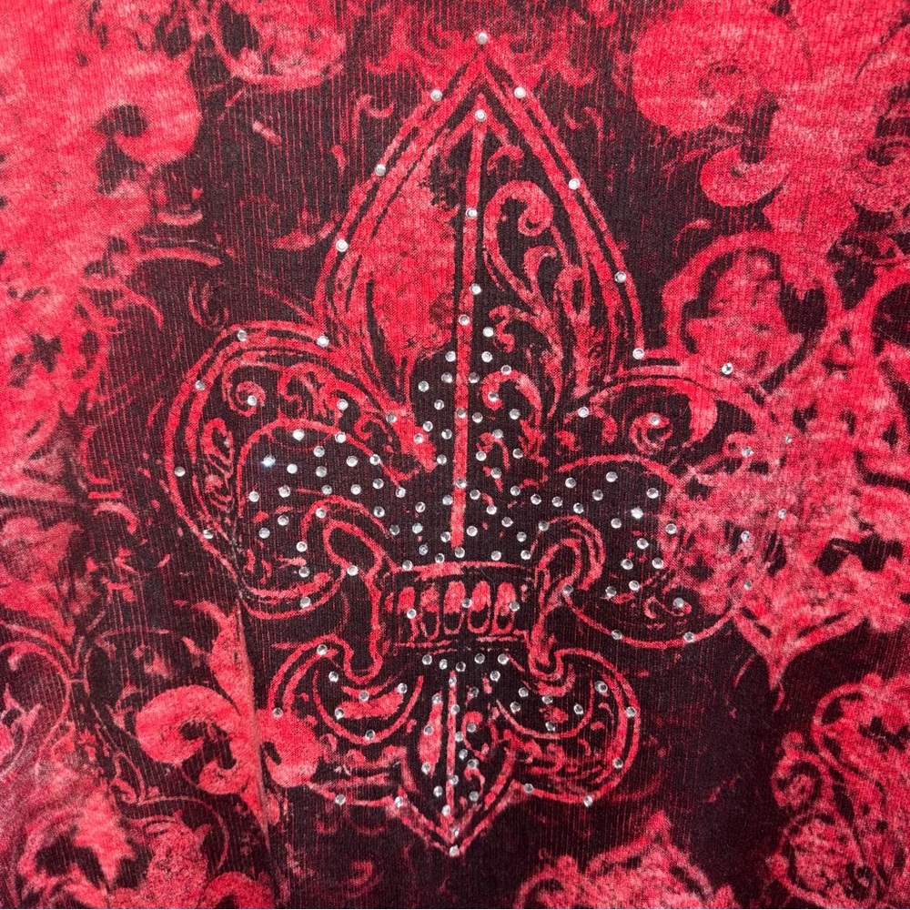 Rock & Republic Y2K Grunge Graphic Tank Top. Size: Medium. - Picture 4 of 6